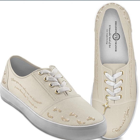 Shoes - Footprints Sand Bible Religious canvas shoes NEW